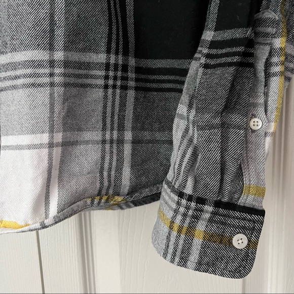 Express Plaid Flannel button down. EUC - Picture 5 of 8